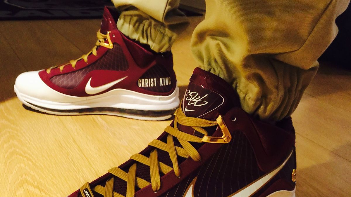 Nike LeBron 7 "Christ the King"