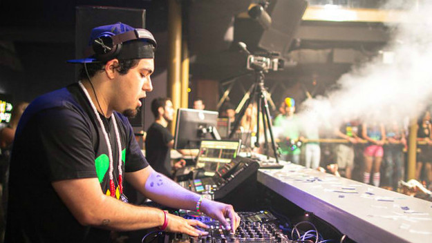 deorro djing