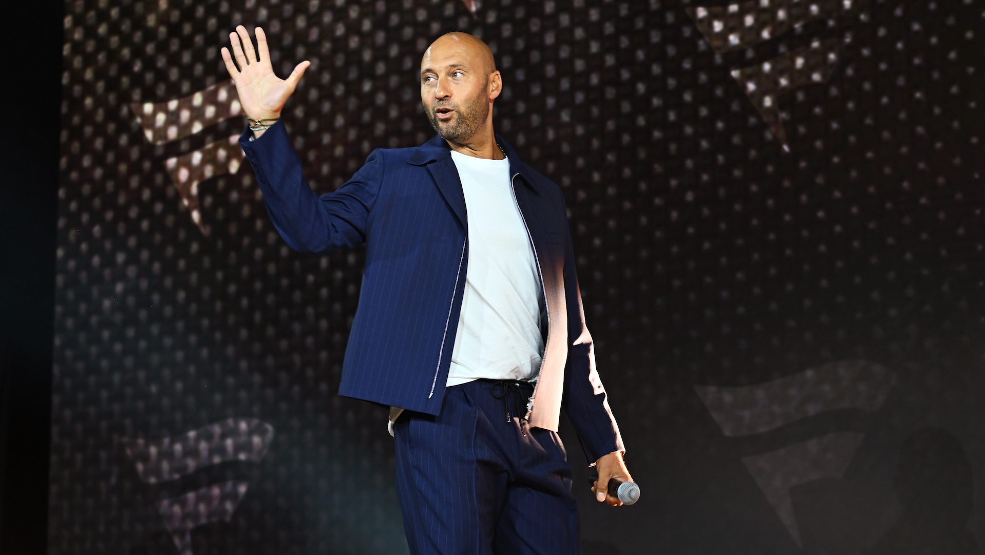 Derek Jeter at Fanatics Fest