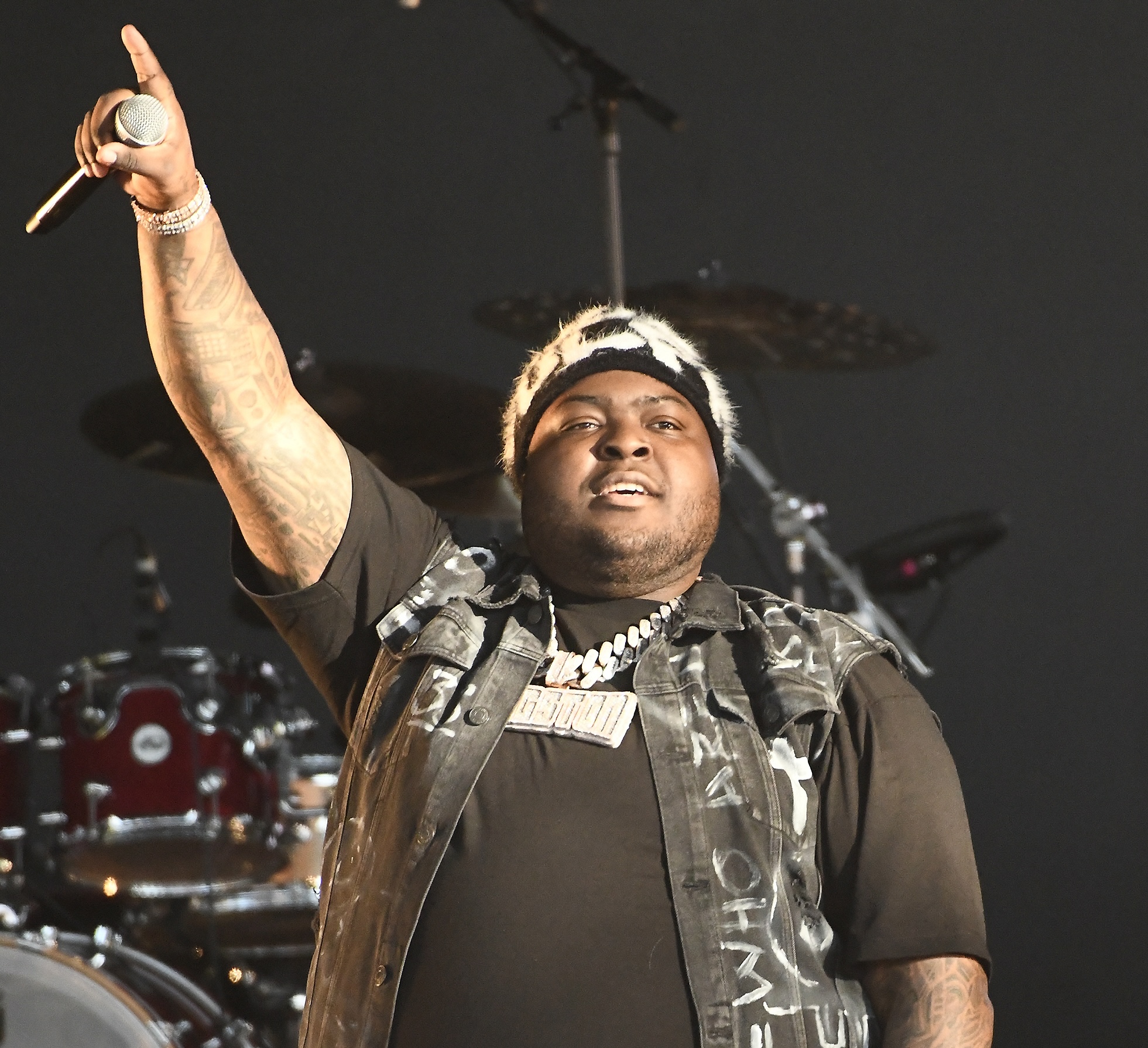 CONCORD, CALIFORNIA - JULY 09: Sean Kingston performs during the Hot Summer Nights Tour at Concord Pavilion on July 09, 2023 in Concord, California.