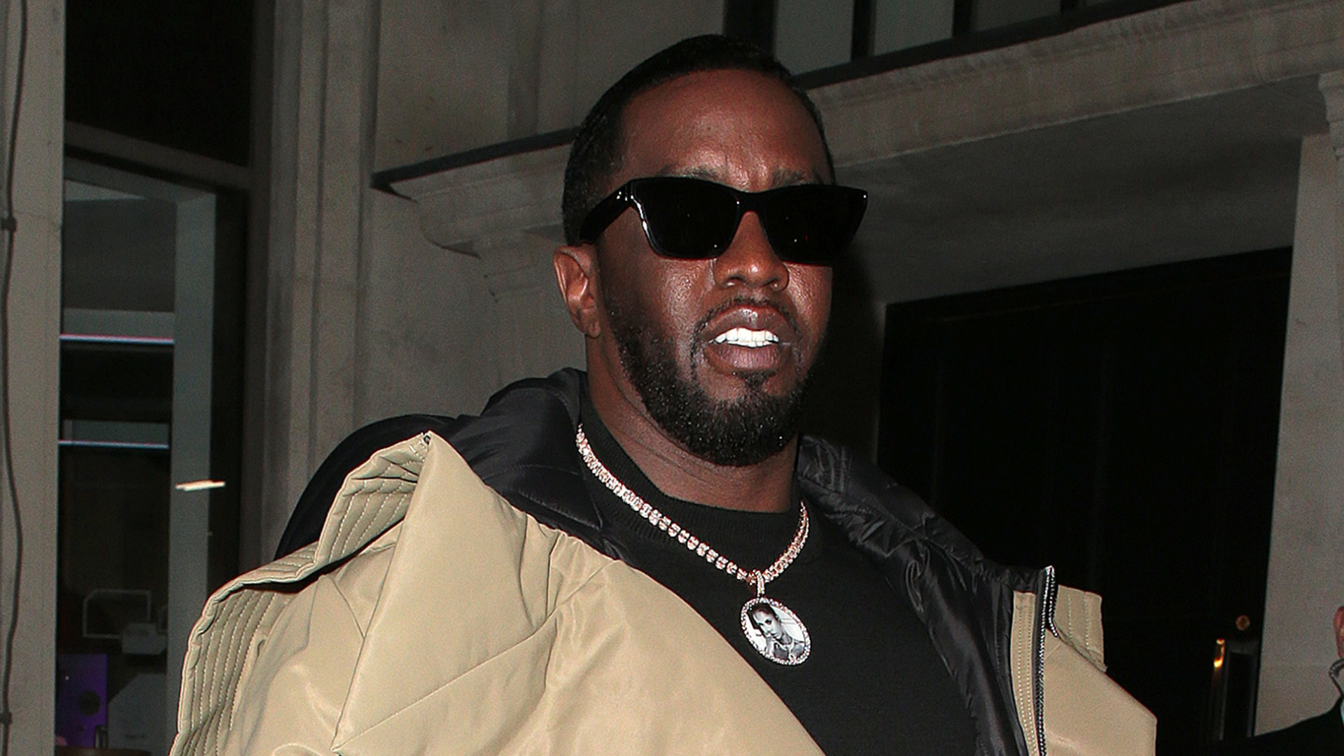 Diddy Offers $50 Million Bail Package, Puts Up Mother's H...