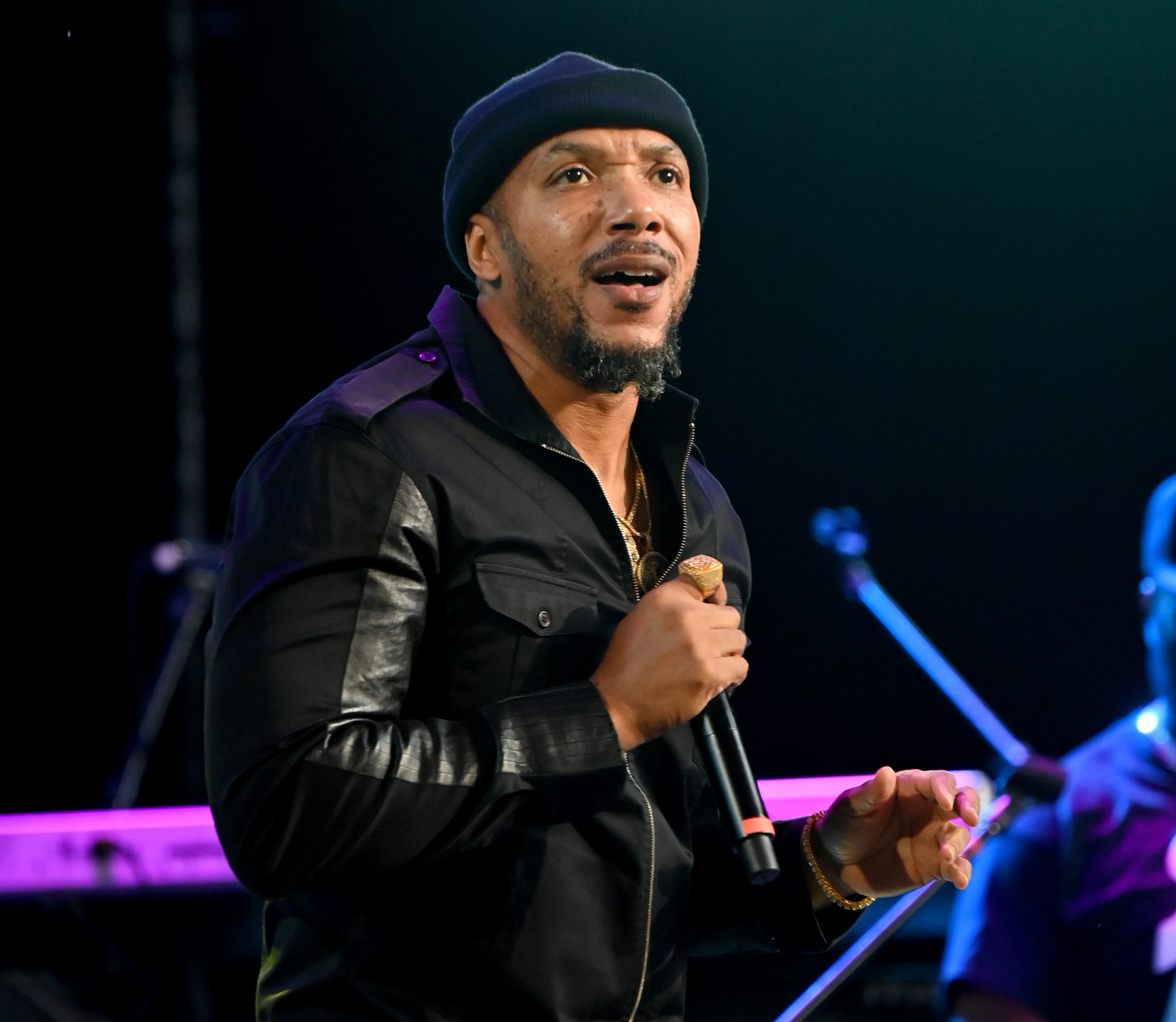 MABLETON, GEORGIA - MAY 14: Singer Lyfe Jennings performs onstage during An Evening Of R&B concert at Mable House Barnes Amphitheatre on May 14, 2022 in Mableton, Georgia. 