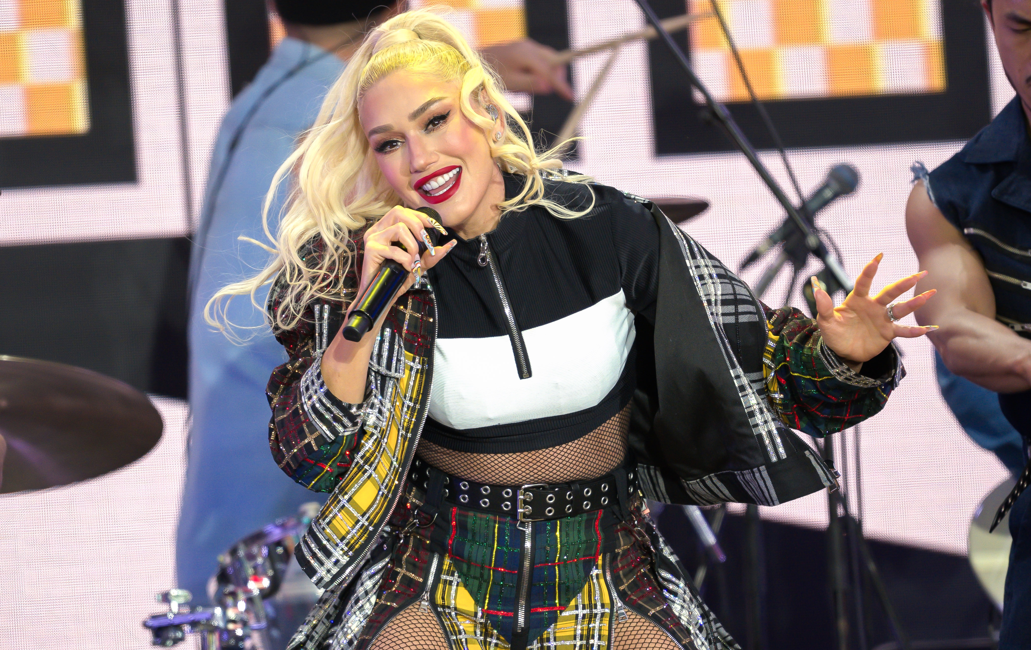NEW YORK, NEW YORK - OCTOBER 29: Gwen Stefani performs in Times Square on October 29, 2024 in New York City.