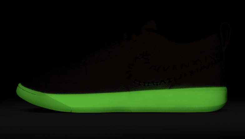 Nike Book 1 'Christmas' Devin Booker Release Date FJ4249-