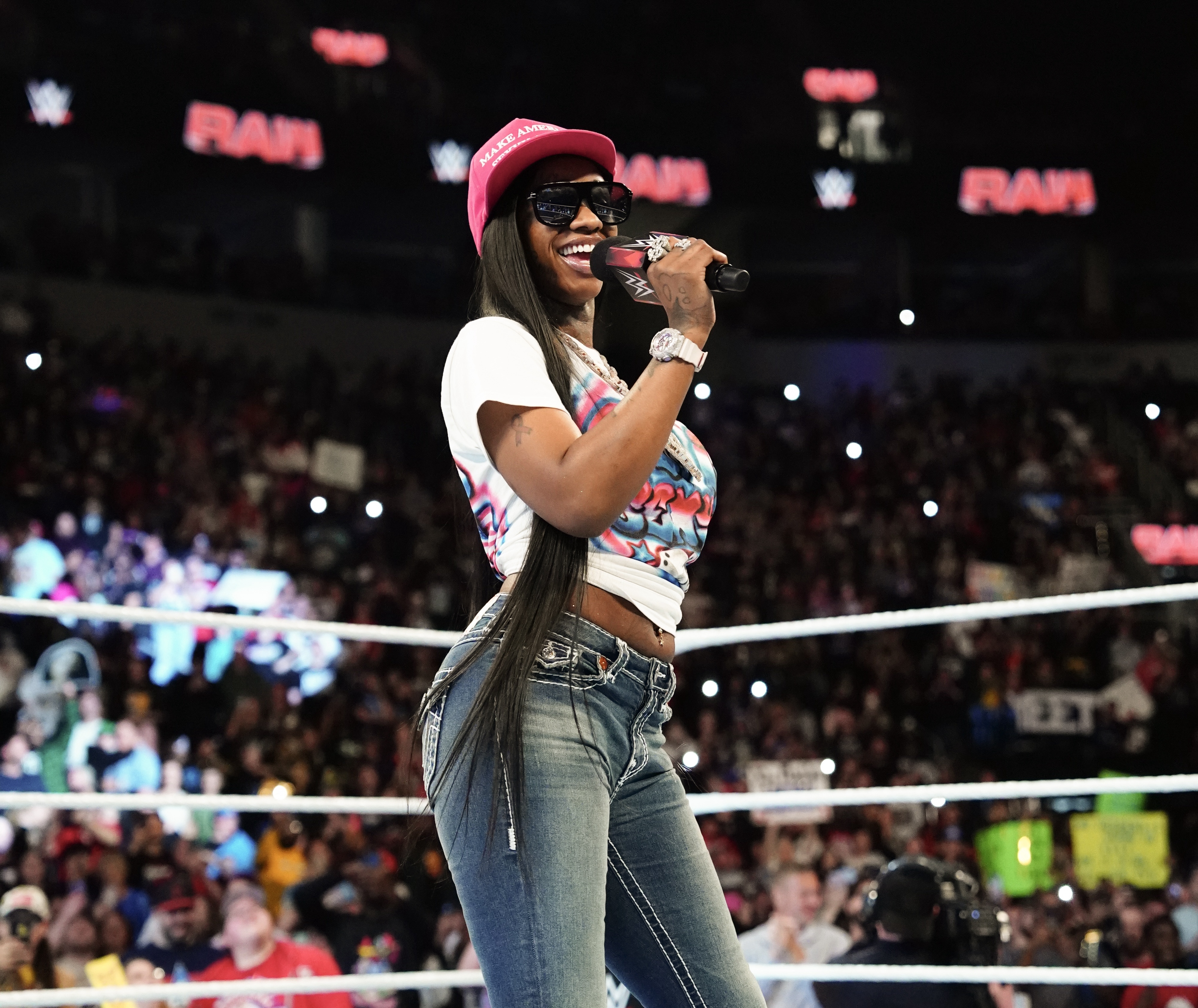 ST LOUIS, MISSOURI - OCTOBER 07: Sexyy Red addresses the crowd during Monday Night RAW at Enterprise Center on October 7, 2024 in St Louis, Missouri.