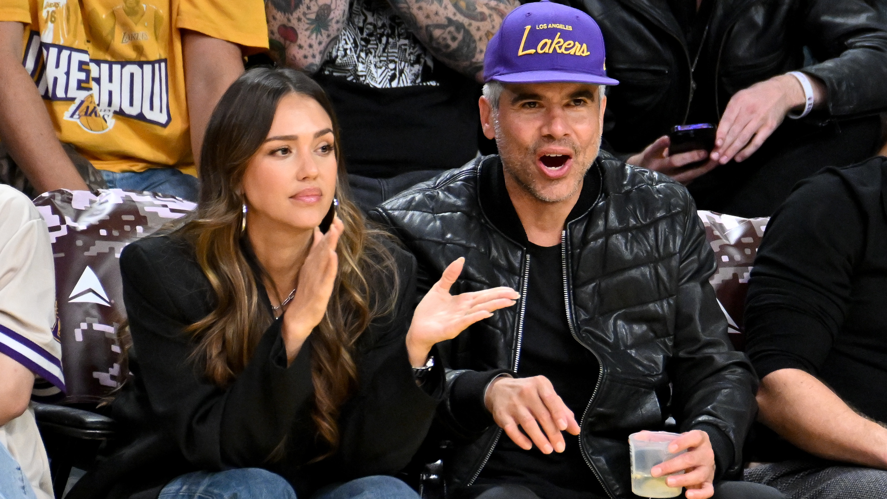 Jessica Alba and Cash Warren attend a basketball game between the Los Angeles Lakers and the Toronto Raptors at Crypto.com Arena on November 10, 2024 in Los Angeles, California.