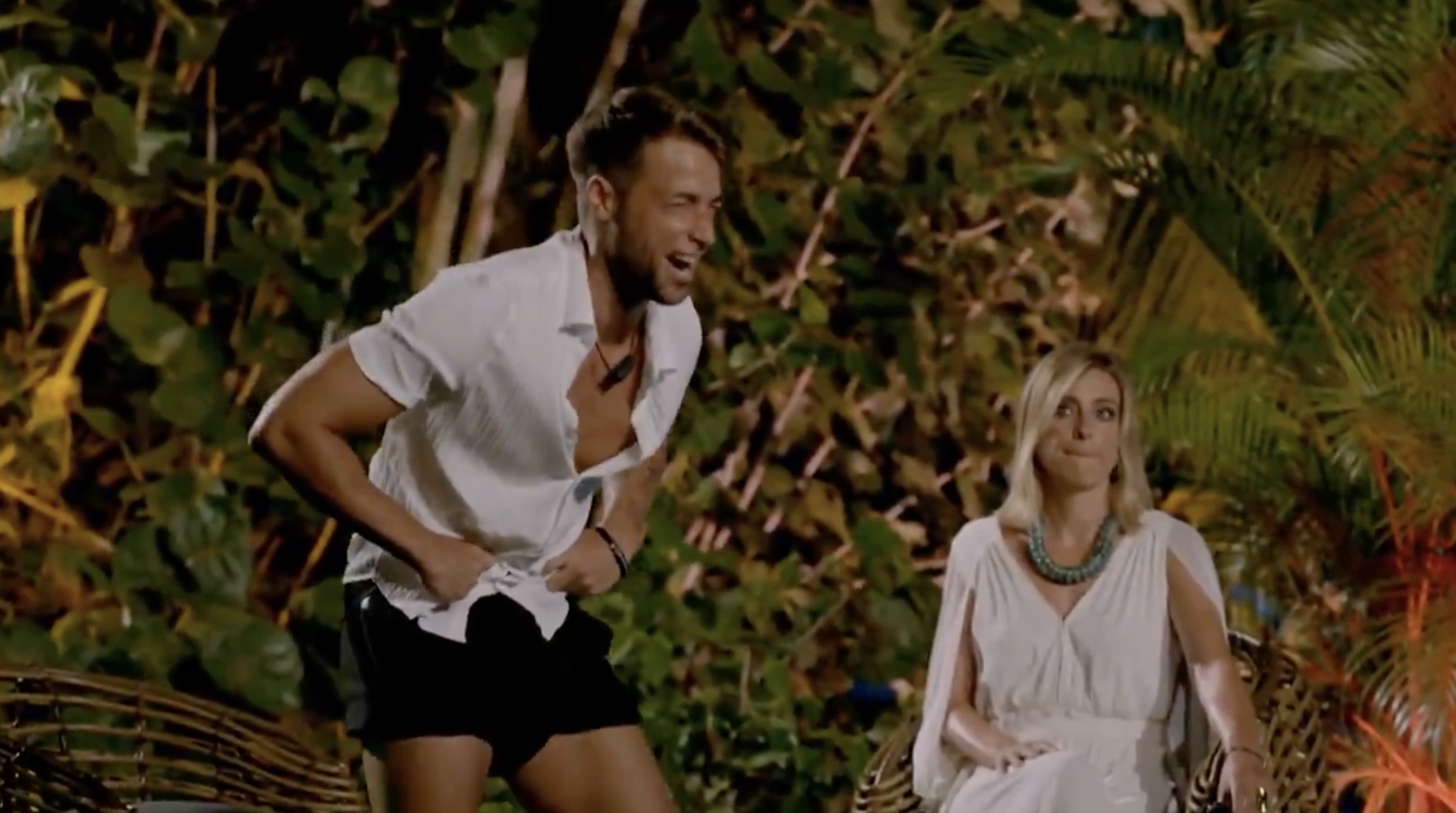 José Carlos Montoya freaking out on Spanish reality series 'Temptation Island.'