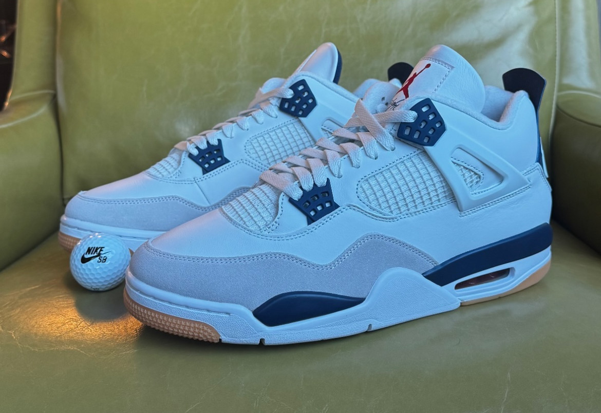 Closer Look at the 'Navy' Nike SB x Air Jordan 4