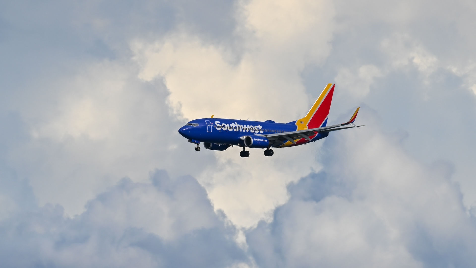 SAN FRANCISCO, CALIFORNIA - FEBRUARY 7: A Southwest Airlines plane lands at San Francisco International Airport (SFO) in San Francisco, California, United States on February 7, 2025.