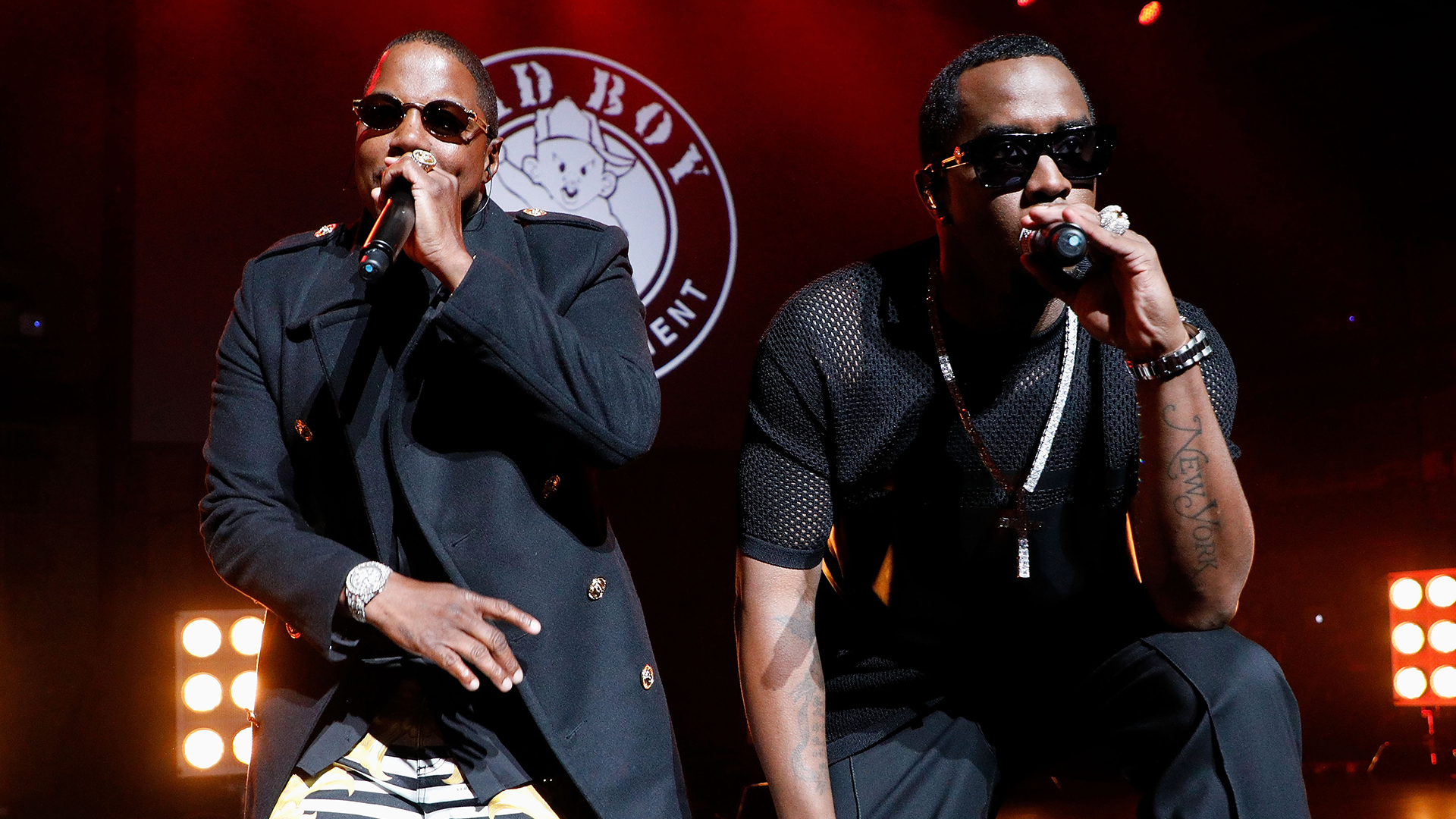 Mase and Diddy perform during the 2017 Tribeca Film Festival.