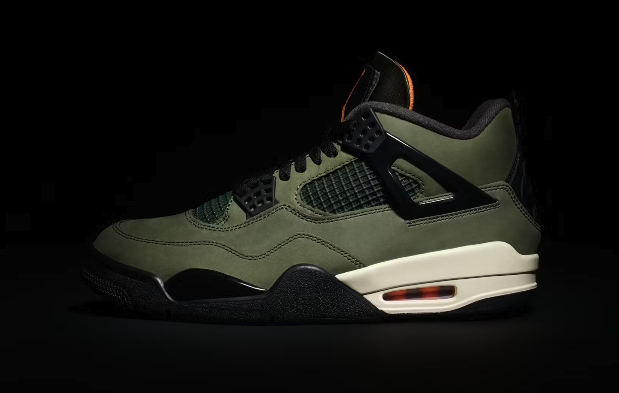 Undefeated x Air Jordan 4