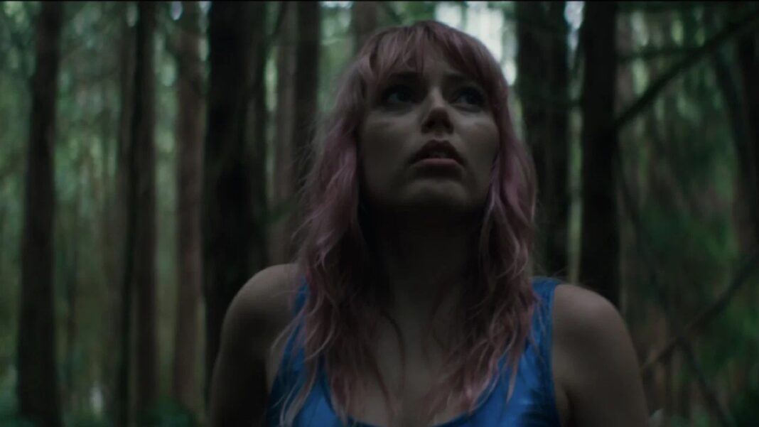 Grace Van Dien in THE SWALLOW
