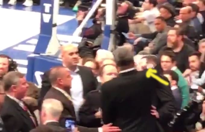 Charles Oakley Knicks Fight