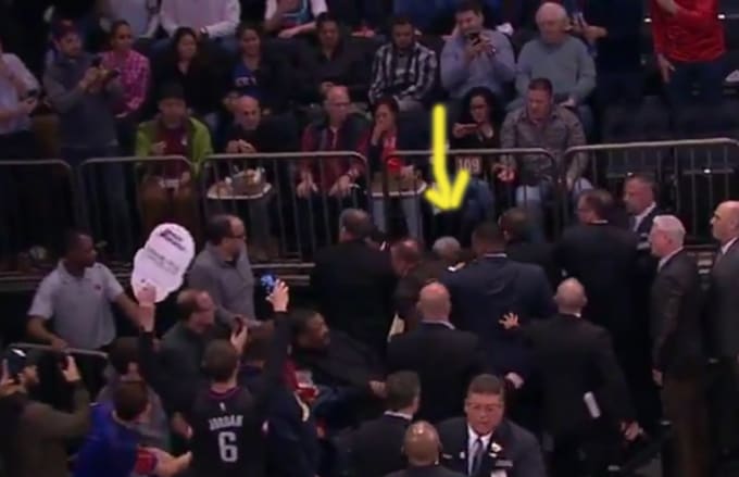 Charles Oakley Knicks Fight