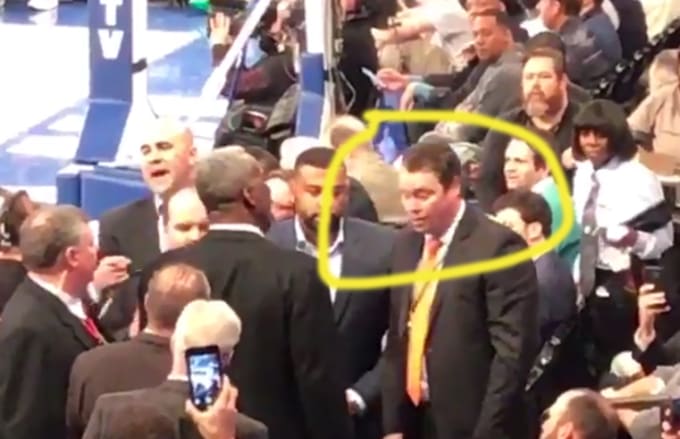 Charles Oakley Knicks Fight