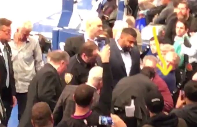 Charles Oakley Knicks Fight