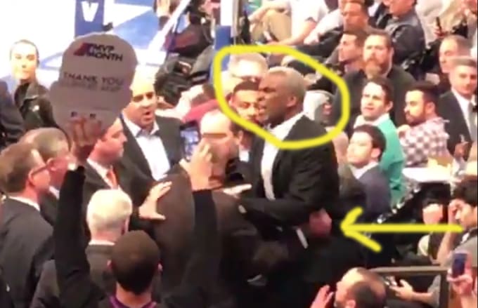Charles Oakley Knicks Fight