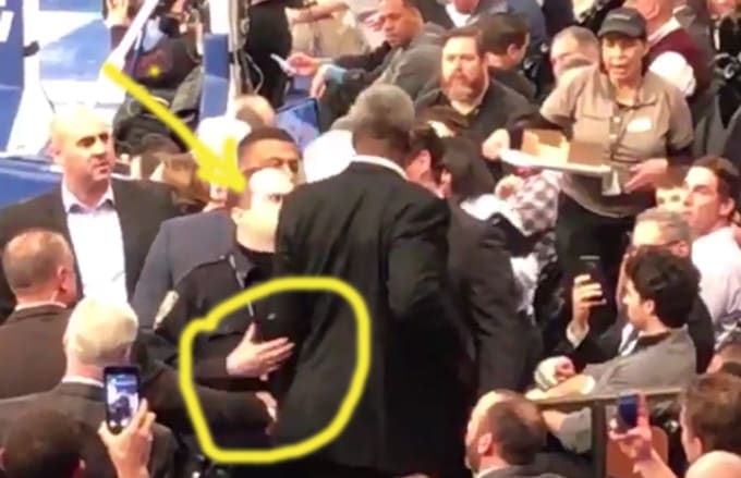 Charles Oakley Knicks Fight