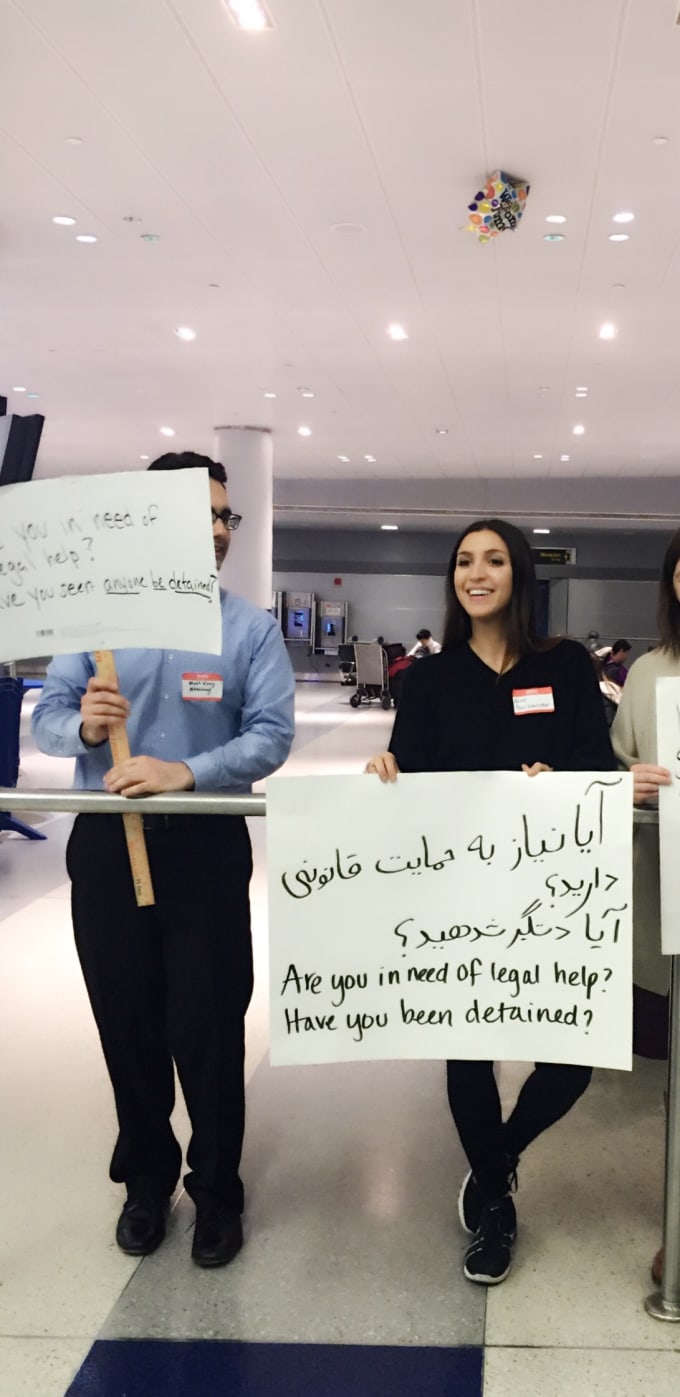 legal help sign for detainees