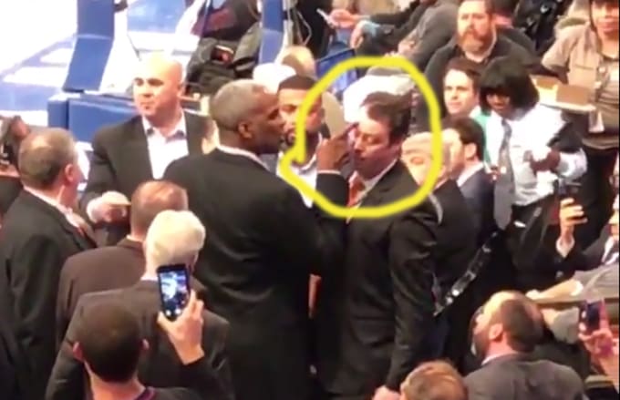 Charles Oakley Knicks Fight