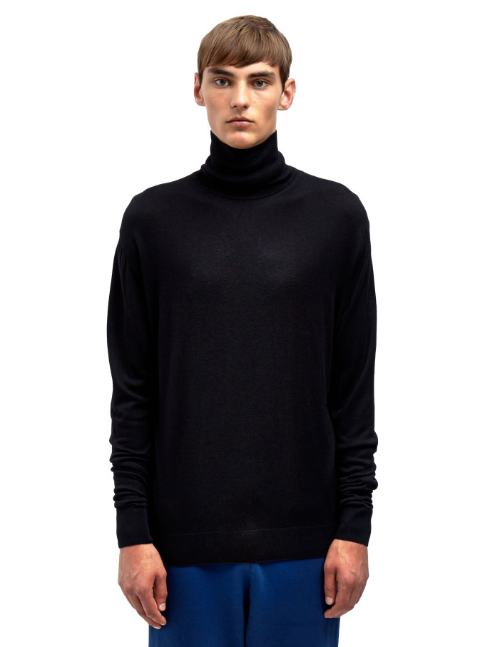 AIEZEN’s Fall/Winter 2014 Collection of Luxe Basics Lands Exclusively ...