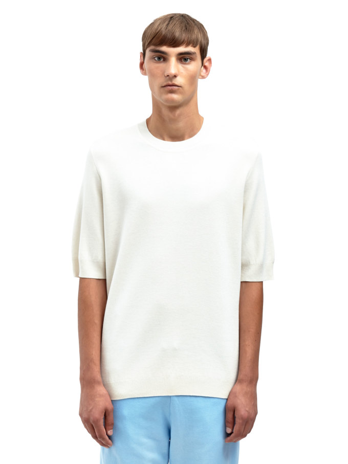 AIEZEN’s Fall/Winter 2014 Collection of Luxe Basics Lands Exclusively ...