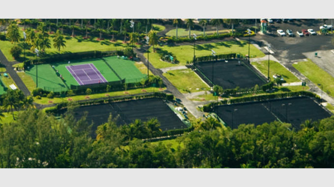 Where to Play Grass Court Tennis in America | Complex