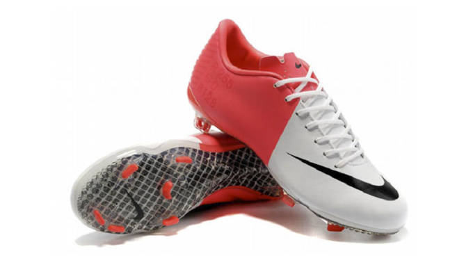 Nike Mercurial Vapor II Shoes Nike soccer shoes, Soccer