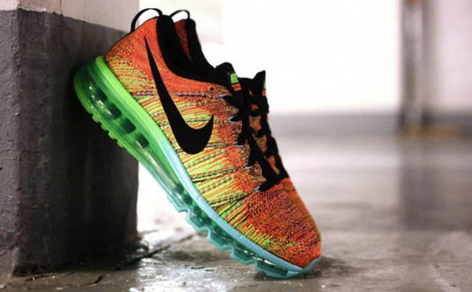 colorful flyknit nike