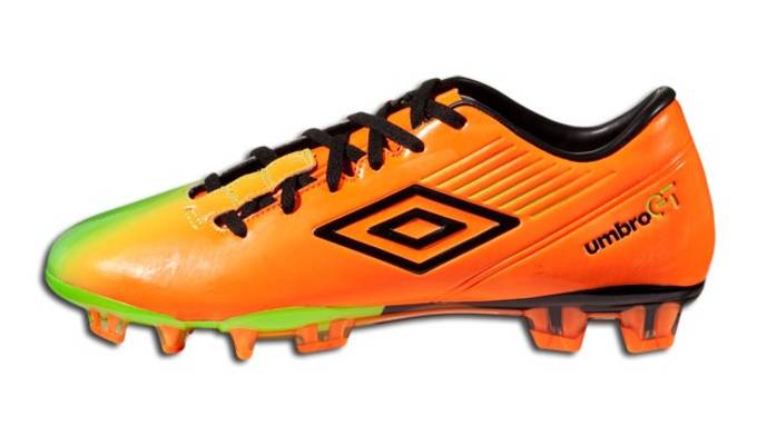 womens soccer cleats clearance