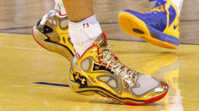 stephen curry shoes last night