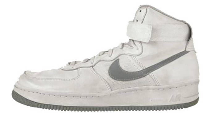 How Your New Favorite Sneakers Became So Popular: Nike Air Force 1 ...