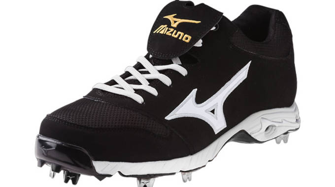 Breaking Down the 10 Best Baseball Cleats This Season | Complex