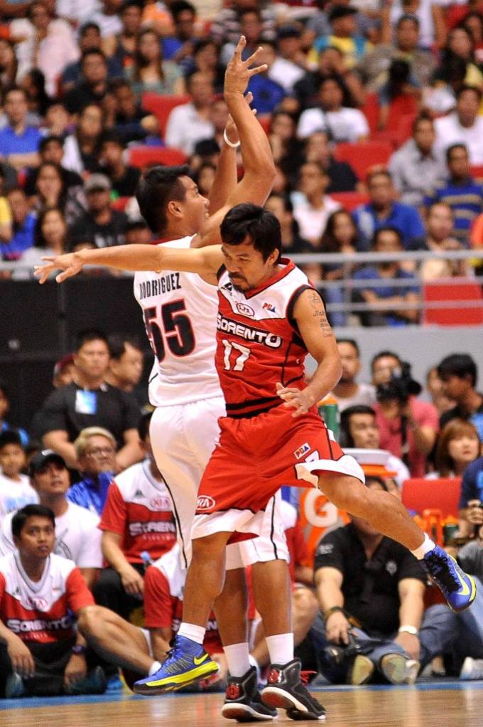 Manny Pacquiao Makes Pro Basketball Debut in Nike Hyperdunks | Complex