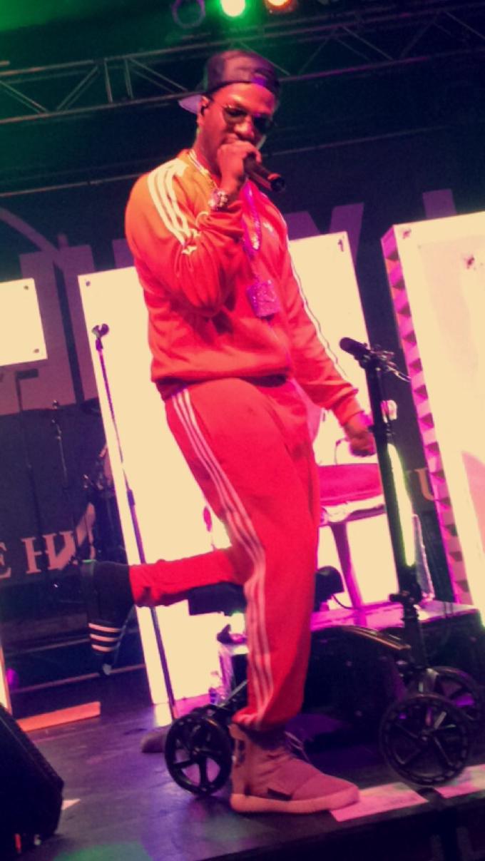 Juicy J Performed in Yeezy Boosts With a Broken Ankle Last Night Complex