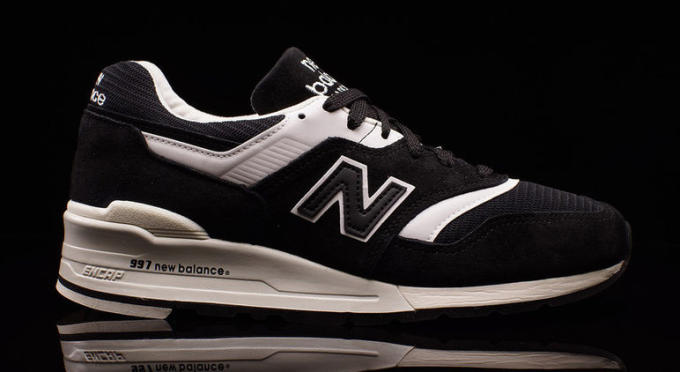 new balance 997 monochromatic