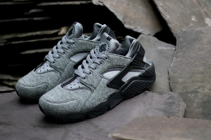huarache tech fleece