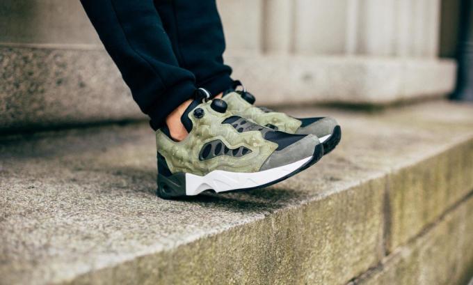 Reebok insta pump fury best sale road moon