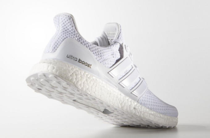 adidas ultra boost white sole