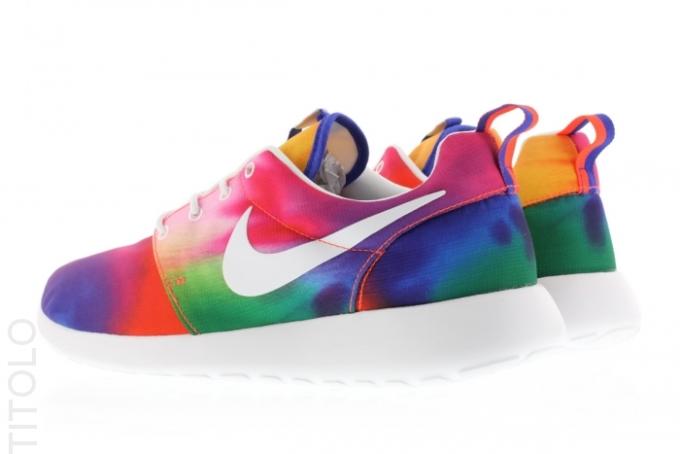 nike roshe tie dye