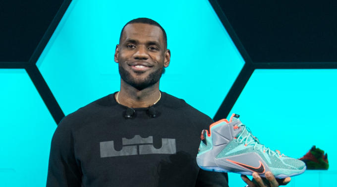 lebron first nike deal