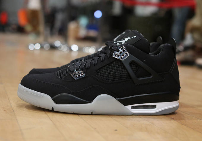 eminem 4s price