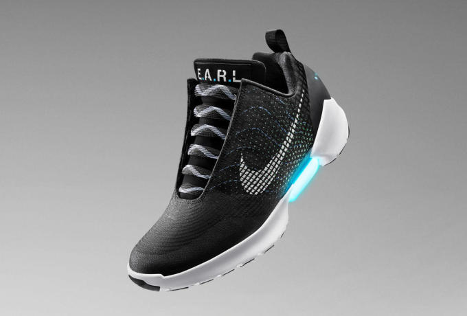 Nike HyperAdapt 1.0 | Complex