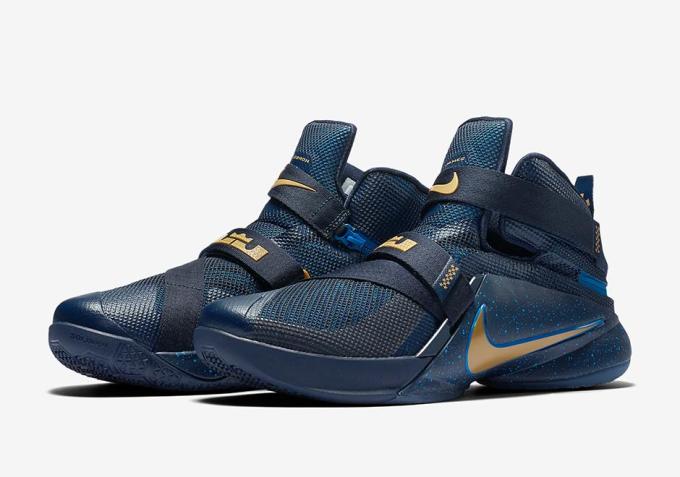 lebron zoom soldier 8 flyease