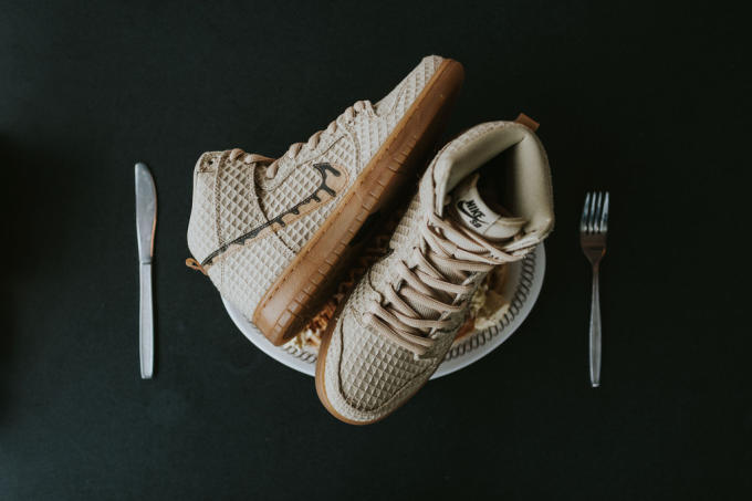 where to buy nike dunks chicken and waffles