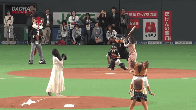 Sadako And Kayako Playing Against Each Other