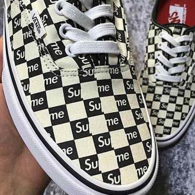 supreme checkered vans