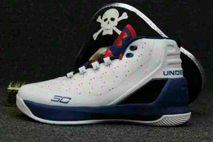 under armour skull shoes