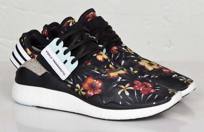 Kicks of the Day: Y-3 Retro Boost “Hibiscus” | Complex