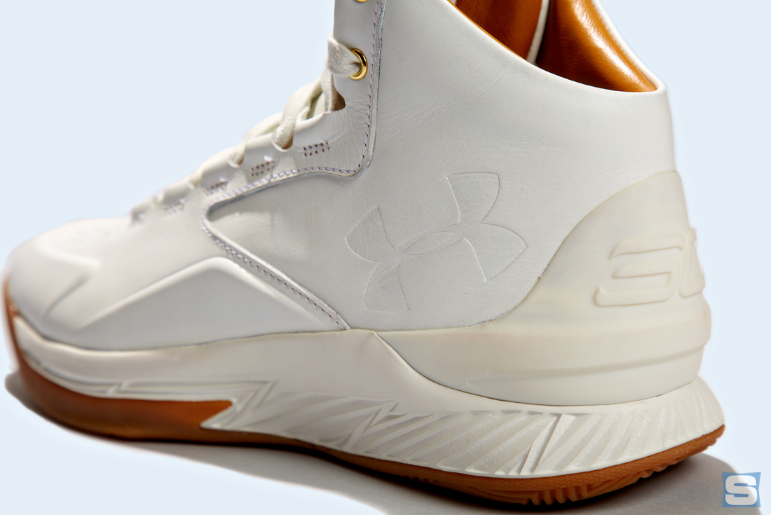 Under Armour Curry Lux White Gum Detail